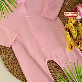 Pembe İnce Çizgili Tulum – Uzun Kollu, Patikli, %100 Pamuk – Yenidoğan / 0-3 Ay